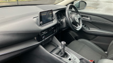 Nissan Qashqai 1.3 DiG-T MH Acenta Premium 5dr Petrol Hatchback